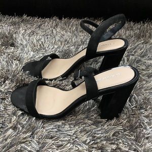 Gianni Bini Chunky Heel Sandals